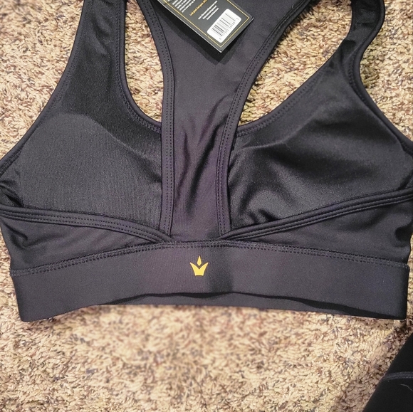 Sports bra - Picture 2 of 2